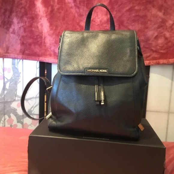 ⚡️ Michael Kors leather backpack, black OS ⚡️ - Picture 2 of 4